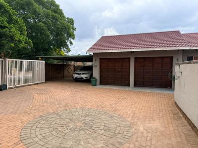 House For Rent in Glen Marais, Kempton Park
