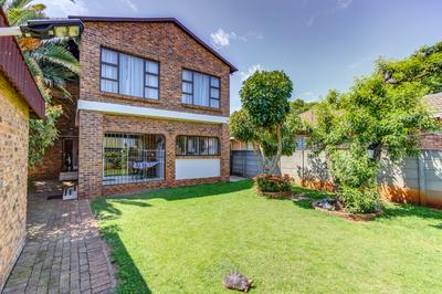 Cottage For Rent in Bonaero Park, Kempton Park